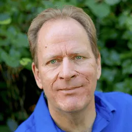 Portrait of Mr. Tracey Eaton